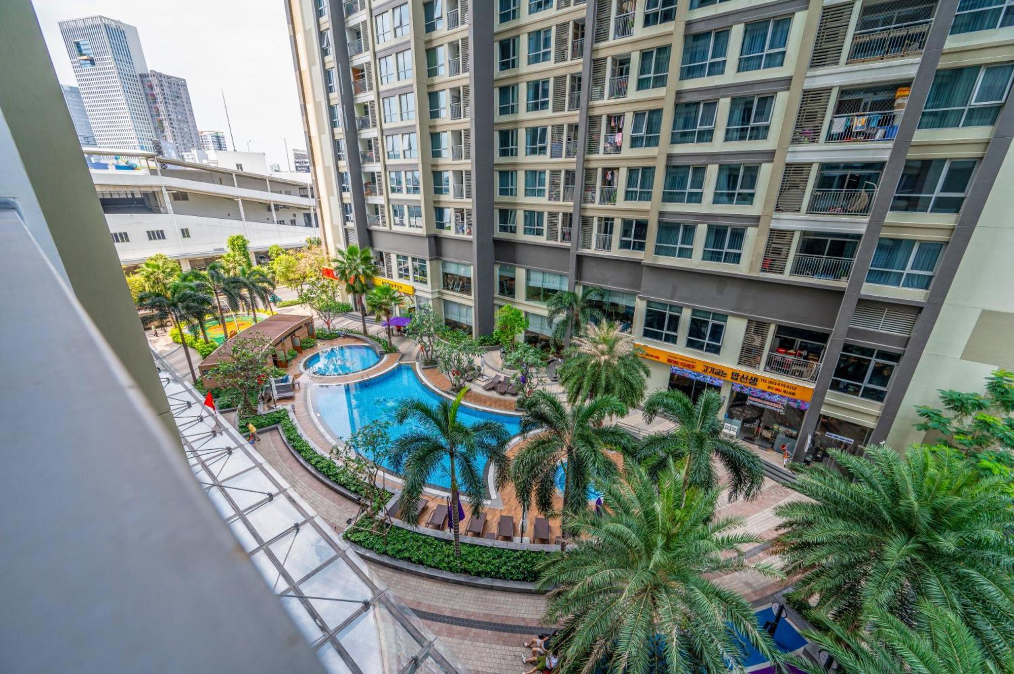Chao Nest - Saigon Vinhomes *